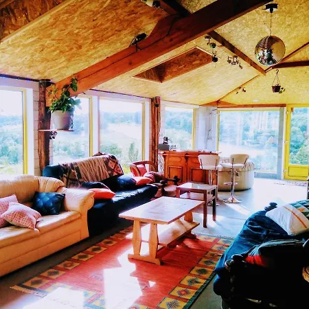 La Maison Des Festoyeurs *