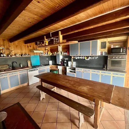 La Maison Des Festoyeurs Casa vacanze *
