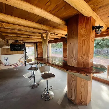 La Maison Des Festoyeurs *
